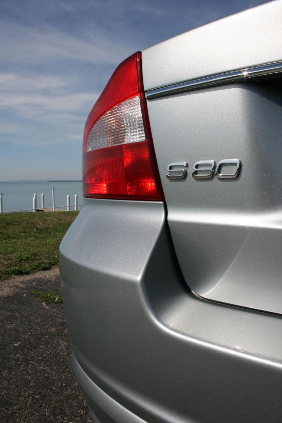  Volvo S80 AWD V8 2007 года  (фото 20 из 45)
